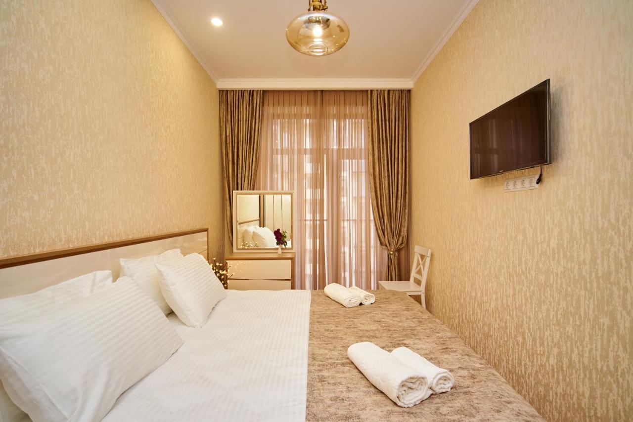 Apartment By The River Tbilisi Buitenkant foto