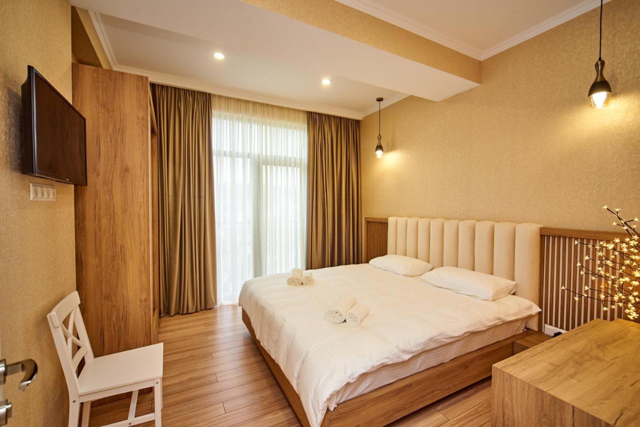 Apartment By The River Tbilisi Buitenkant foto